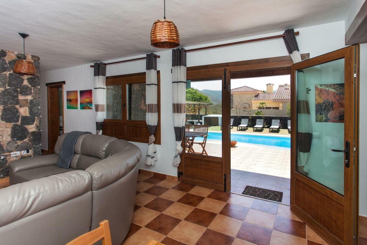 Casa Mina Villa La Oliva Luaran gambar